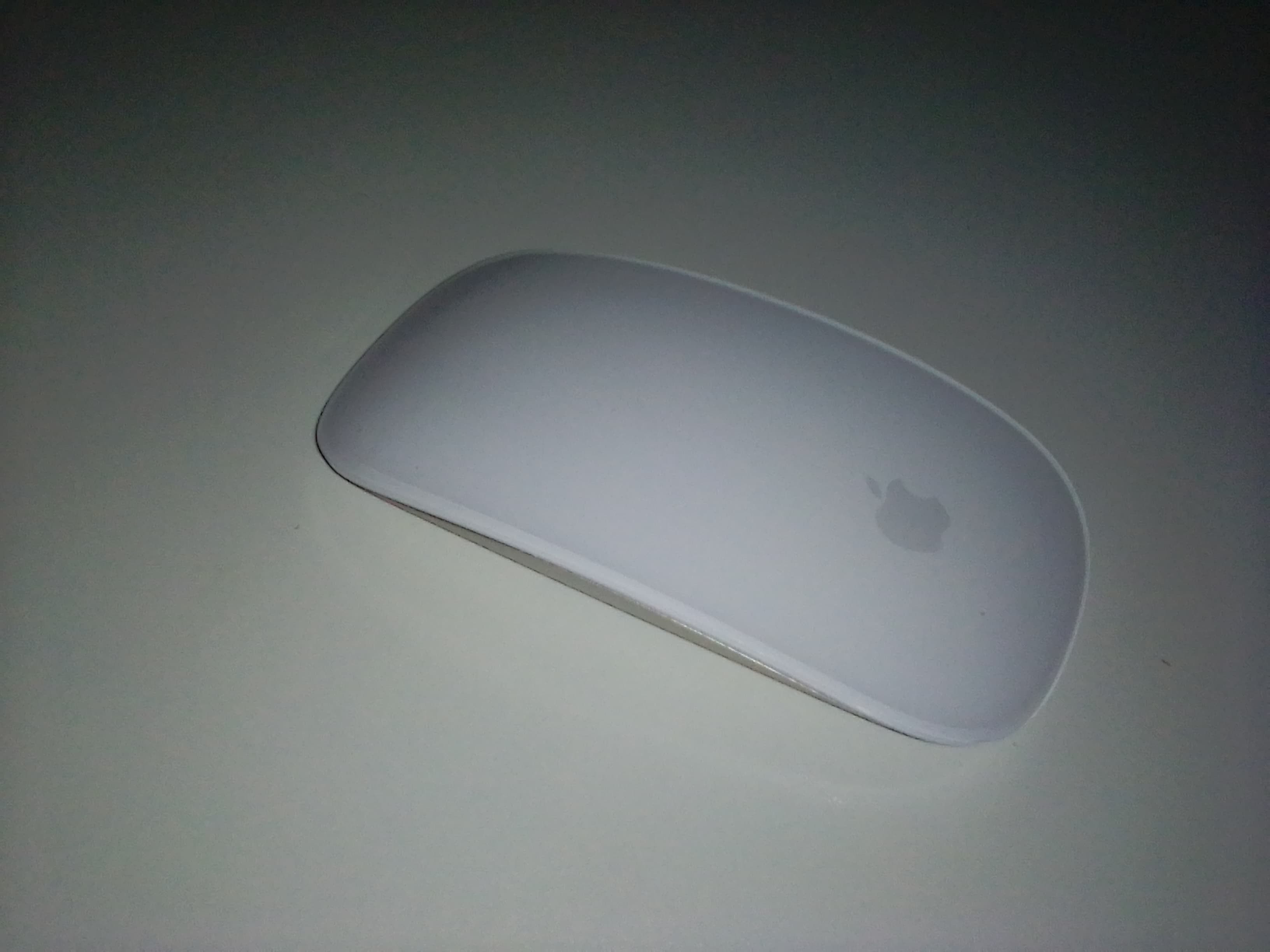 Apple Magic Mouse blanco